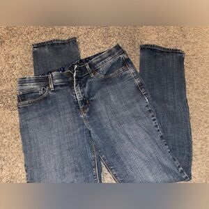 Womens levis jeans